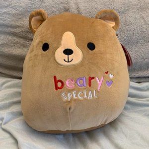 NWT Omar 12" squishmallow grizzly bear valentines day hearts anniversary gift